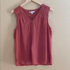 SALE (3/$15) DR2 sleeveless blouse S